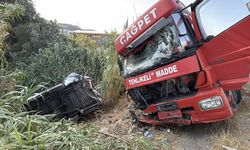 Aydın'da yakıt tankeri, yolcu minibüsüne çarptı: 3 yaralı