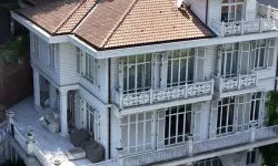 FETÖ firarisi Akın İpek’in Beyaz Köşk’ü yeniden satışta
