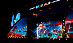 Bengü, Ankara Kültür Yolu Festivali’nde hayranlarıyla buluştu