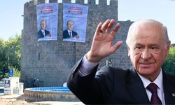 Diyarbakır Surları’na dikkat çeken Bahçeli posterleri asıldı