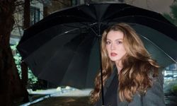 Burcu Özberk'le ev haliyle fotoğraf çekilen hayranının paylaşımı tepki çekti
