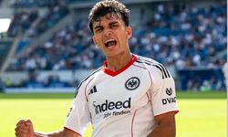 Can Uzun 5’te 5 yaptı, 10 gollü maçı Frankfurt kazandı