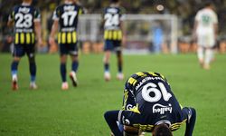Fenerbahçe sahasında Alanyaspor ile 2-2 berabere kaldı