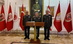 Genelkurmay Başkanı Bayraktaroğlu ile beraberindeki heyet KKTC’ye ziyarette bulundu