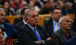 Gürsel Tekin: ‘Savaş meydanlarında kurulmuş CHP’nin öğrencisiyim’