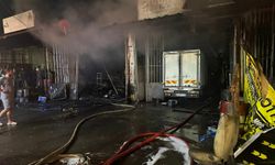 Sanayi sitesindeki yangında 8 iş yeri ve 3 araç kullanılamaz hale geldi