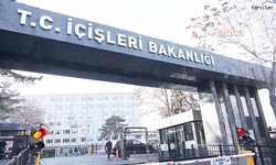 Ankara kulislerini karıştıran hamle: Yeni parti için dilekçe verildi