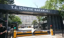 Ankara kulislerini karıştıran hamle: Yeni parti için dilekçe verildi