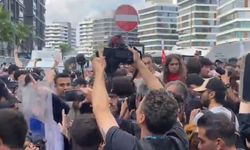 CHP İstanbul İl Binası önünde milletvekillerine biber gazlı müdahale