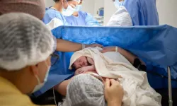 Gebelere ilaçla erken doğum iddiası: Kadın doğum servisi süresiz kapatıldı