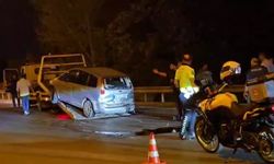 Otomobil bariyere çarptı: 1 ölü, 3 yaralı