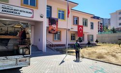 Yenimahalle Belediyesi’nden okul bahçelerinde büyük temizlik