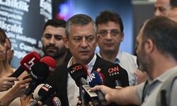 Özgür Özel: CHP genel başkanlığına kayyum atansa orada 6 gün durur