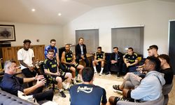 Sadettin Saran Fenerbahçeli futbolcularla bir araya geldi