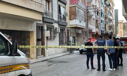 Eşi ve kayınvalidesini tabancayla öldürüp, baldızını ağır yaraladı