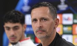Eintracht Frankfurt'un teknik direktörü Toppmöller'den Sane açıklaması