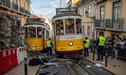 Tramvay yoldan çıktı: 15 kişi hayatını kaybetti