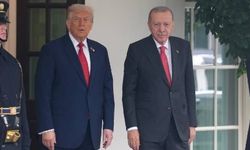 Trump’tan Erdoğan’a övgü: ‘Suriye’deki yaptırımları kaldırdım, zaferin sorumlusu Erdoğan’