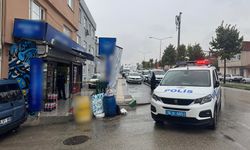 Yol kenarında bekleyen husumetlisini pompalı tüfekle vurdu
