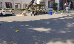 Zeytinburnu'nda hastane bahçesinde silahlı saldırı; 1 yaralı