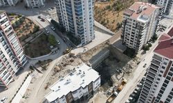 Ankara'da toprak kayması: 17 katlı bina boşaltıldı