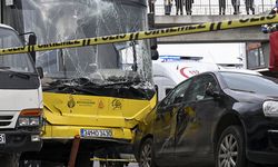İETT otobüsü Çekmeköy'de durağa girdi; 1 ölü 4 yaralı