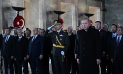 Anıtkabir’i ziyaret eden Erdoğan ‘özel deftere’ yazdı: 'Şahsımıza saldırılar artıyor'