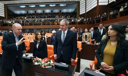AK Parti’den açıklama: Erdoğan, Tülay Hatimoğulları ile neden tokalaşmadı?