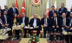 Selvi: Erdoğan, Özgür Özel'e muhalefeti etrafımda toplamayı başarıyorum mesajını verdi