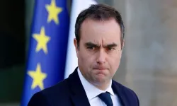 Fransa başbakanı istifa etti