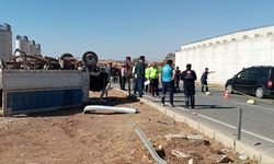 Otomobil ile kamyonet çarpıştı: 1 ölü, 1 yaralı