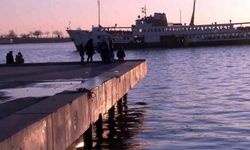 Kadıköy'de denize düşen 4 kişiden 1'i hayatını kaybetti