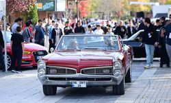 Mamak’ta 'Retro Klasik Otomobil Festivali’ne yoğun ilgi