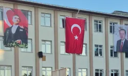 Bakan Tekin: Okullarda Cumhurbaşkanı Erdoğan'ın posterinin asılması hukuki zorunluluk