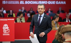 Özgür Özel İspanya'ya gidiyor; ilk yurt dışı mitingi Brüksel'de