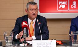 Özgür Özel’den Sosyalist Enternasyol toplantısında Gazze mesajı