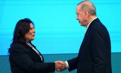 Anket sonuçları ortaya çıktı! AK Parti’ye geçen Özlem Çerçioğlu başarılı mı?