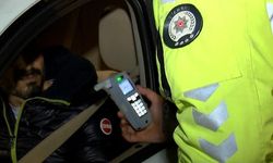 Fenerbahçe'nin kaptanı alkollü araç kullanırken yakalandı! Ehliyetine el kondu!