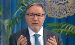 Prof. Dr. Karataş’a soyunma odası sorusu geldi! 'Eşine bile göstermek' haramdır dedi