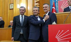 İYİ Parti'den ihraç edilmişti: Ümit Dikbayır, CHP'ye katıldı