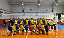 Mamak Belediyesi Voleybol Takımı yeni sezona hazır