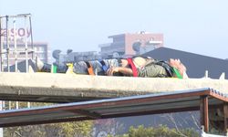 18 metrelik tünelden vinçle çıkarıldı