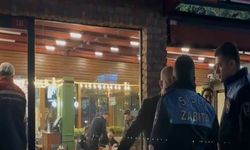 Aynı restoranda yemek yiyen 25 kişi zehirlendi