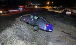 Uşak'ta iki otomobilin çarpıştığı kazada 10 kişi yaralandı