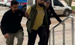 Atatürk'ü anmak için saygı duruşunda bulunanlarla alay eden motosikletliye ev hapsi