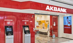 Akbank mobil çöktü: Müşteriler isyanda