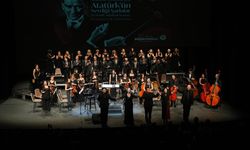 Etimesgut Belediyesi’nden Atatürk’ün anısına duygusal bir gece