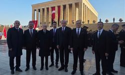 29 Ekim törenine katılmamıştı: Bahçeli Anıtkabir’de Atatürk’ü andı