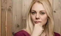 Kayahan'ın kızı Beste Açar: 'Atatürk ile iletişim halindeyim'