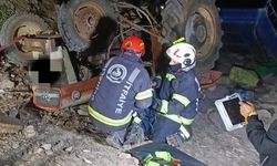 Devrilen traktördeki karı koca öldü